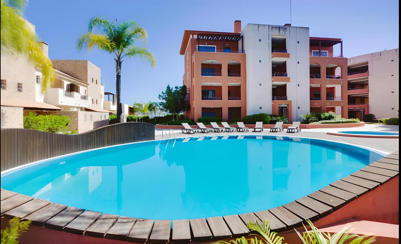 Vilamoura Victoria Gardens With Pool By Homing Bagian luar foto
